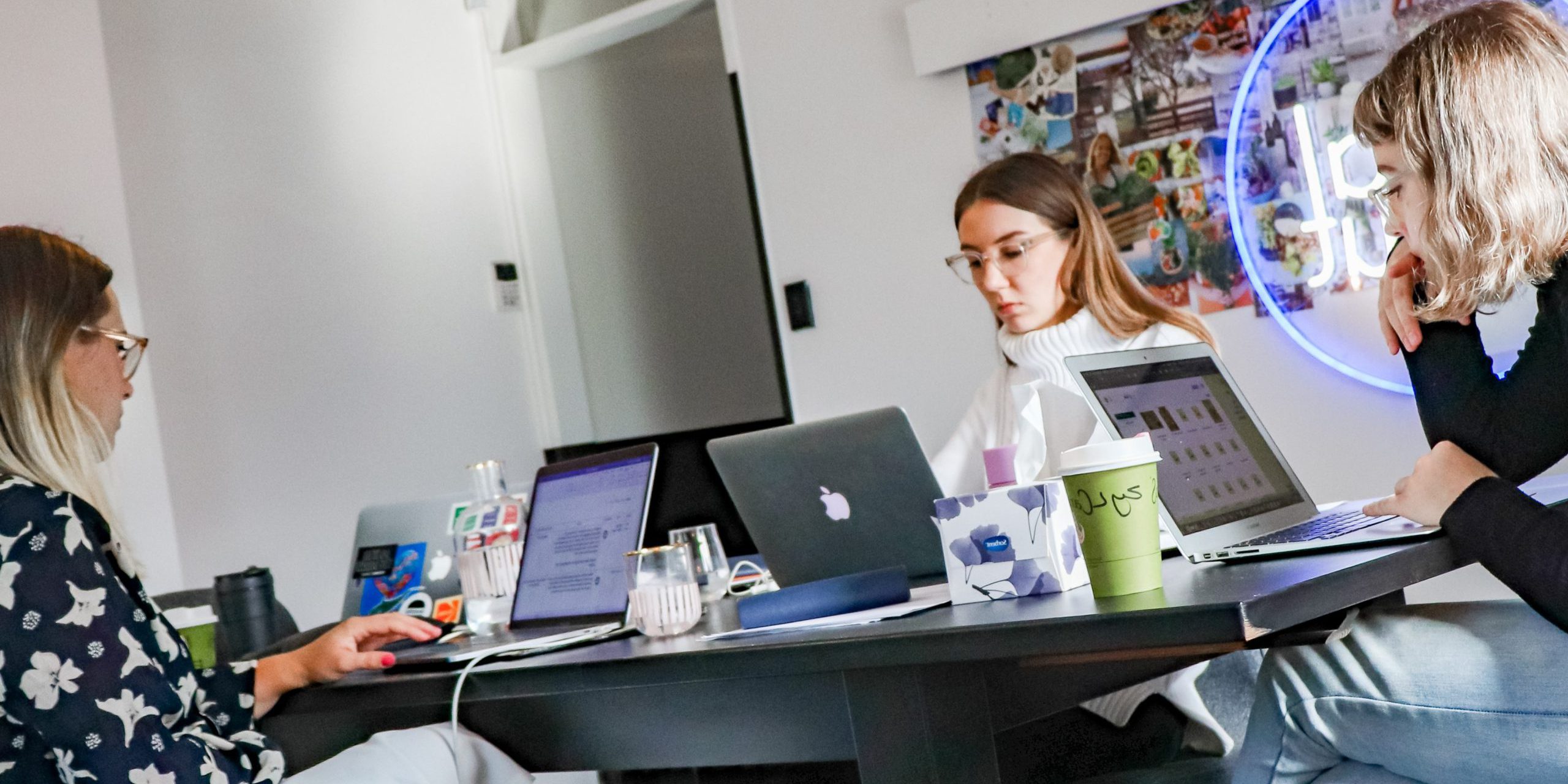 Agencia SEO en Valencia – mujeres Agencia SEO en Valencia - mujeres