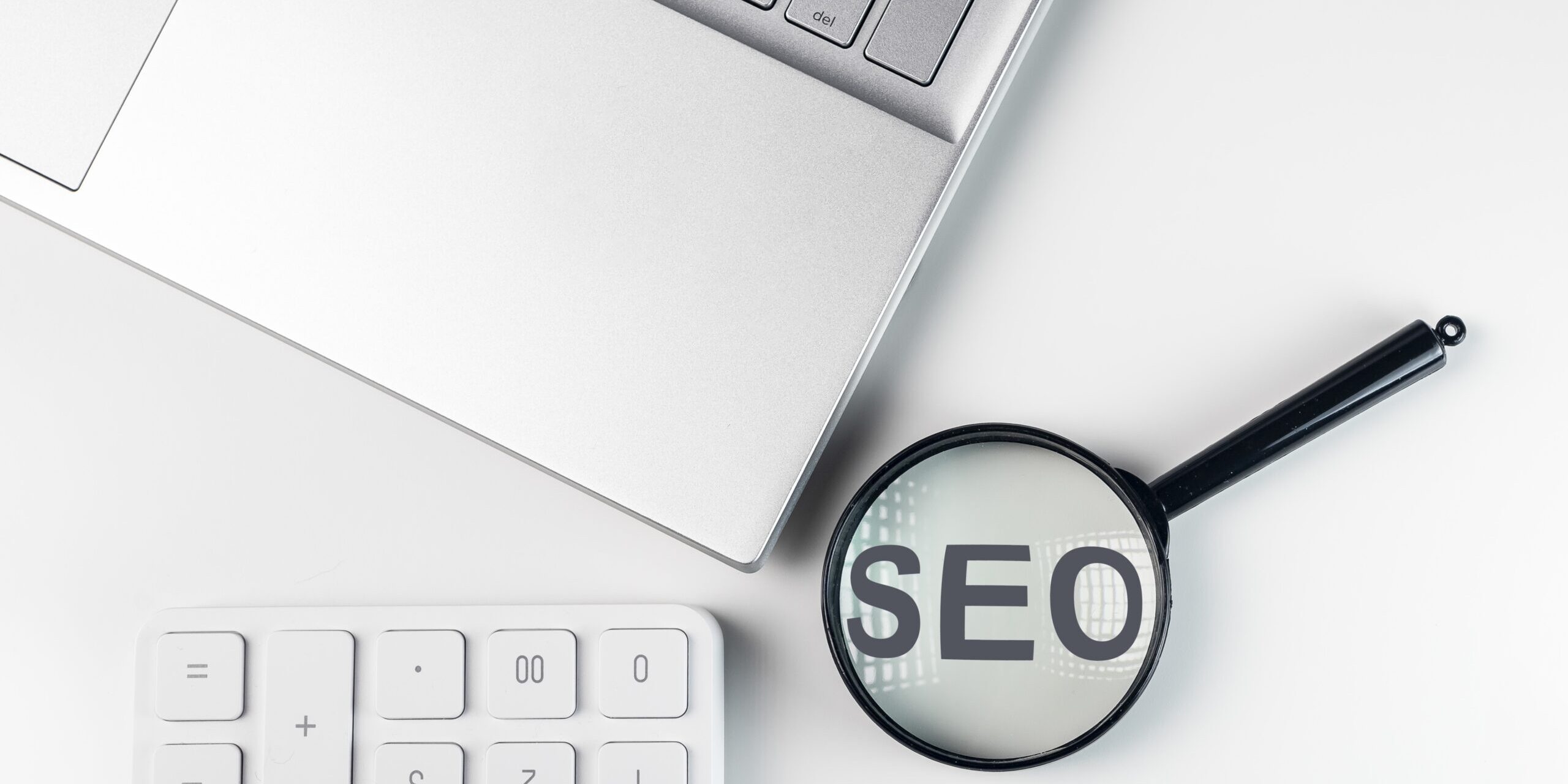 posicionamiento SEO barato Valencia - lupa SEO